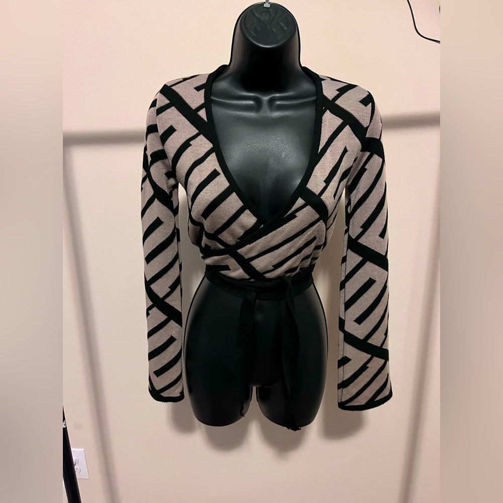 FASHION NOVA SEXY STRIPED WRAPPED SWEATER SIZE S